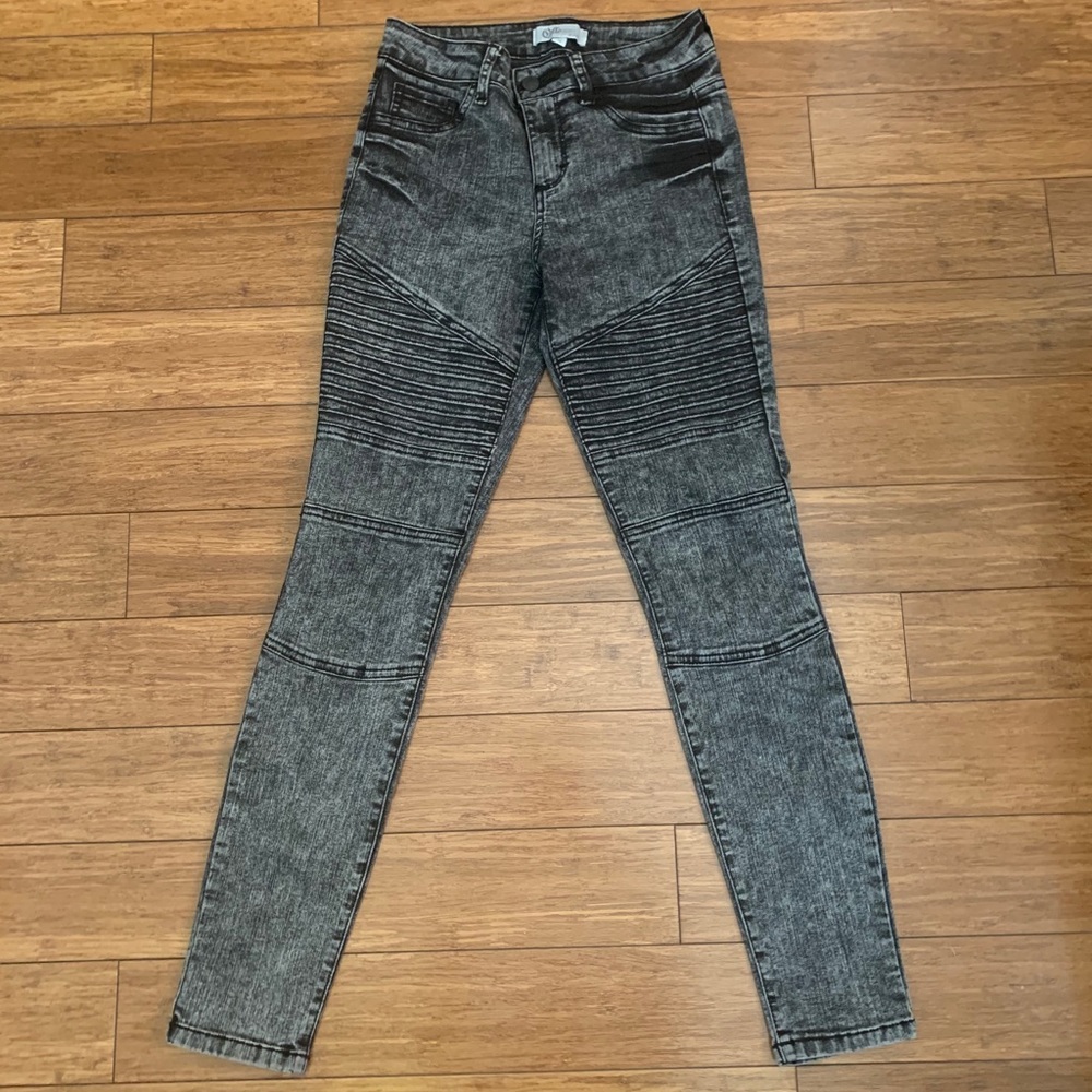 Women’s jeans